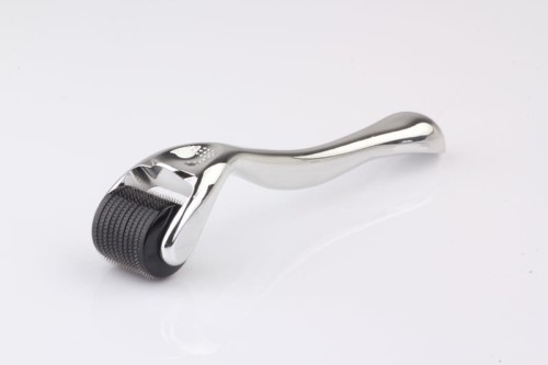 DermaRoller 540 Tytan 1mm Silver przebarwienia